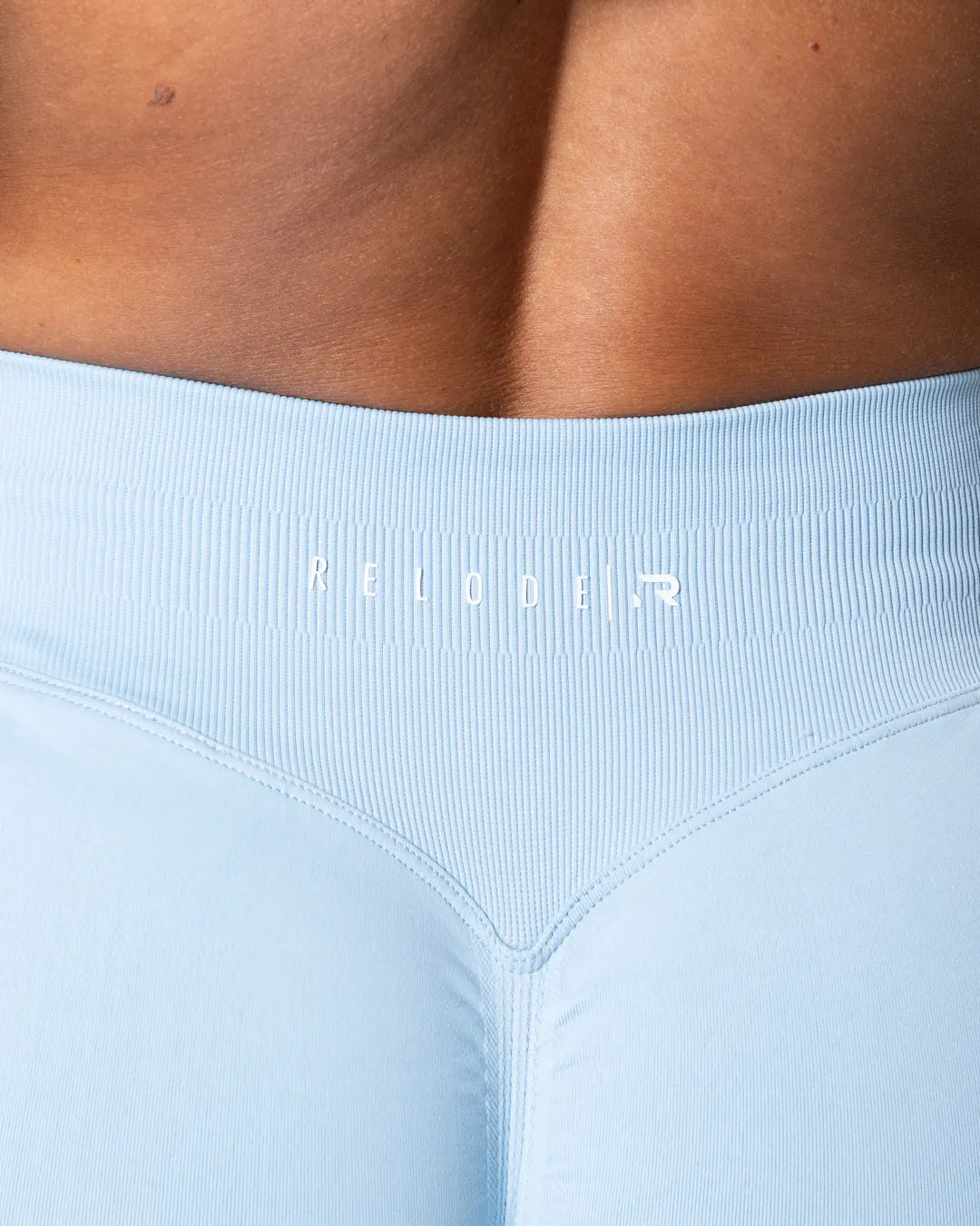 Aura Seamless Scrunch Shorts - Light Blue